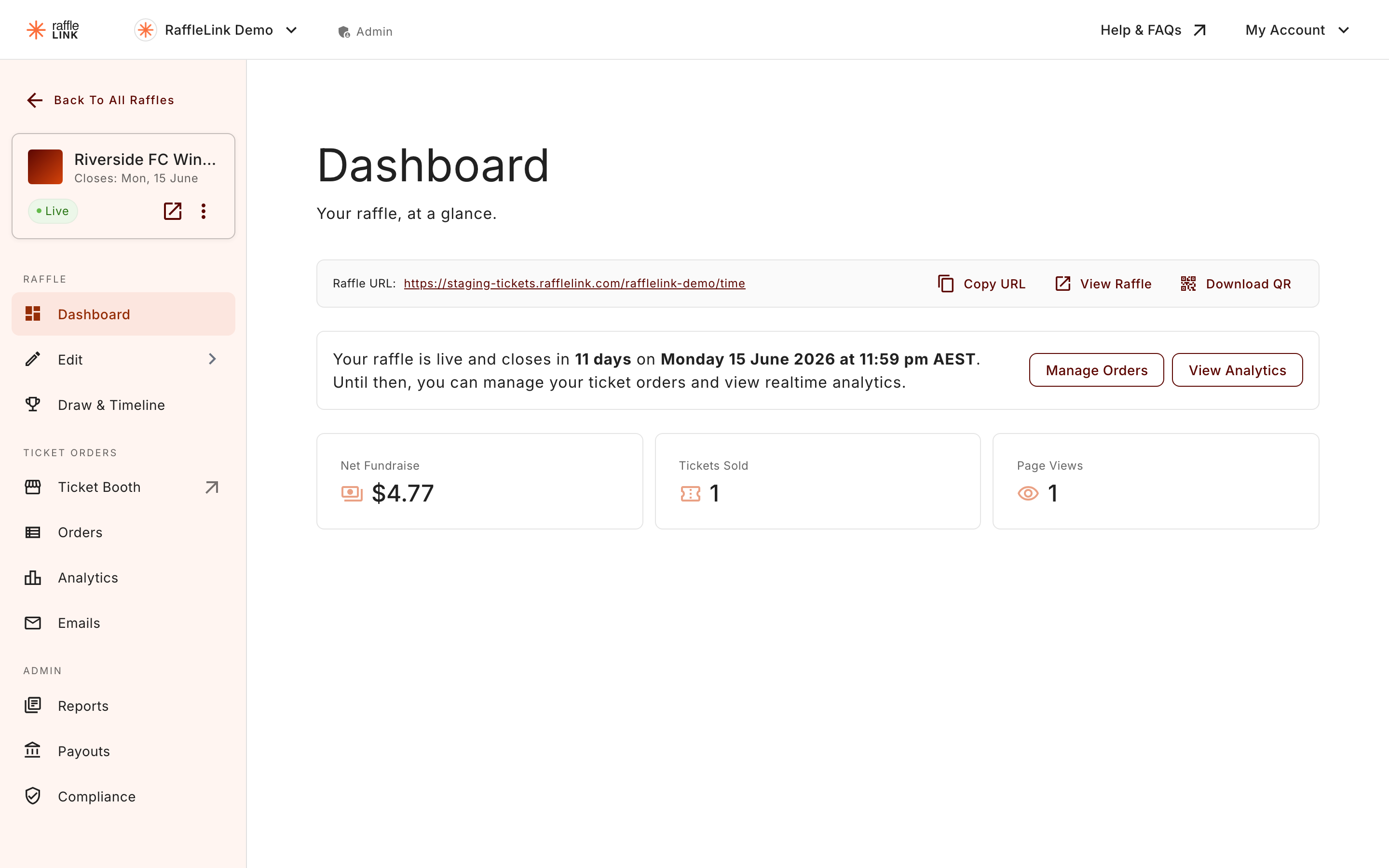 The live raffle overview, showing stats, the URL with Copy/QR, and the status-aware action buttons.